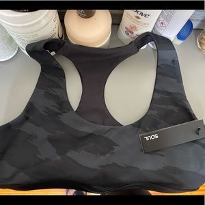 Soul camo sports bra